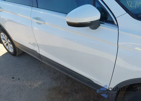 2019 Volkswagen Tiguan 2.0T Se/2.0T Sel/2.0T Sel R-Line/2.0T Sel R-Line Black from USA, damaged, VIN 3VV3B7AX0KM034159